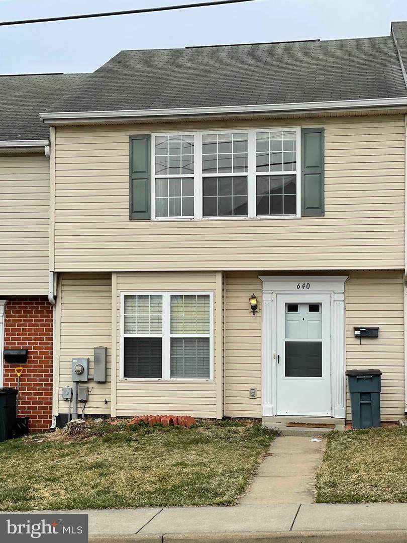 640 Martin - Photo 1