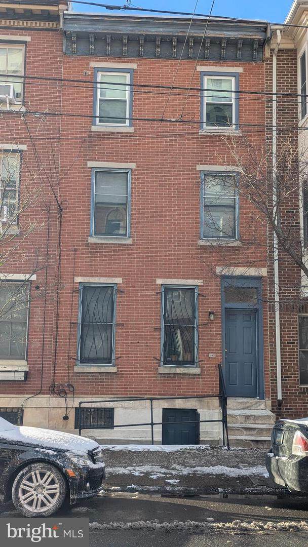 724 16TH Street - Photo 1