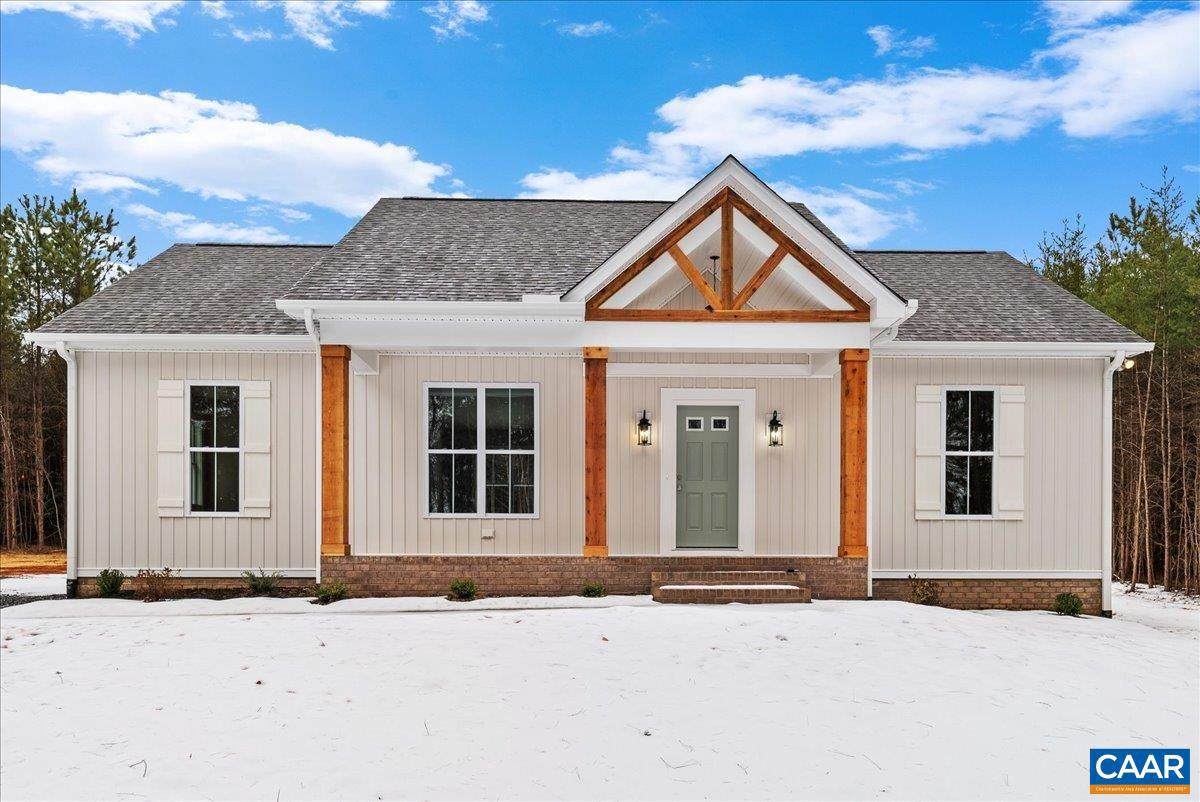 292 Lunenburg County Rd - Photo 1