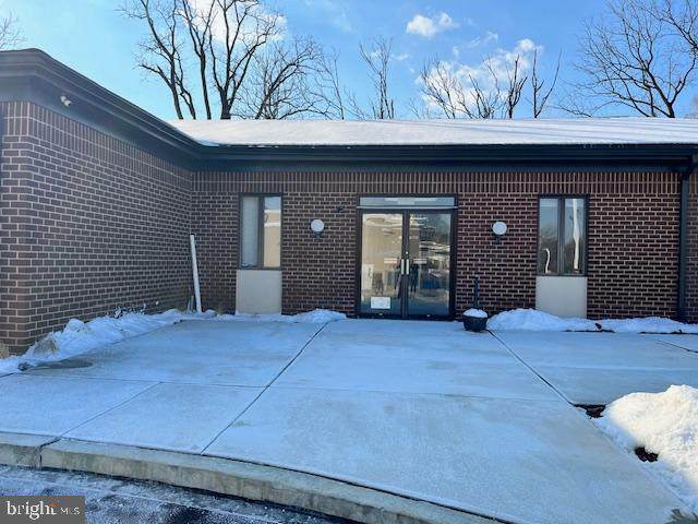 403 Lincoln Highway - Photo 1