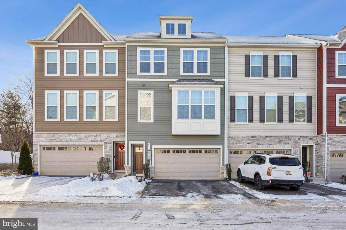 617 Cross Chase Drive - Photo 1