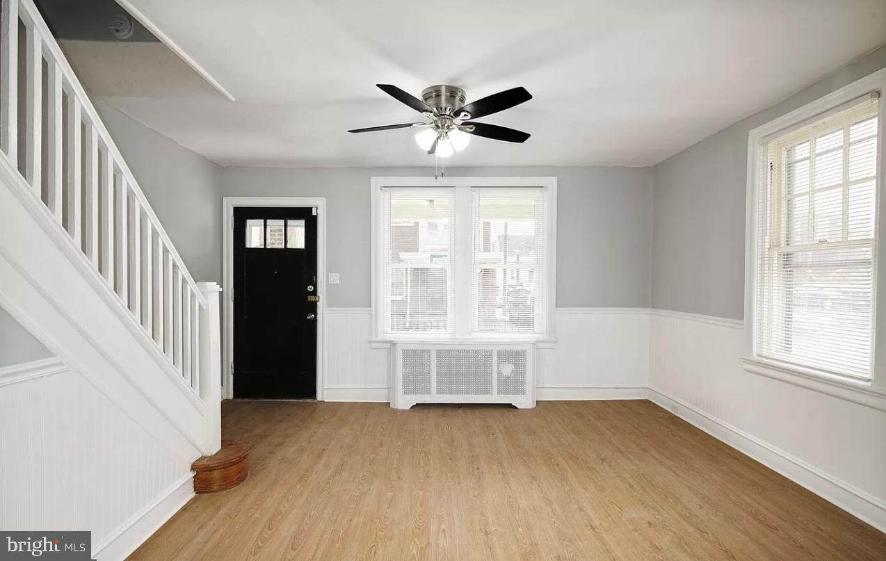 245 Furley Street - Photo 1