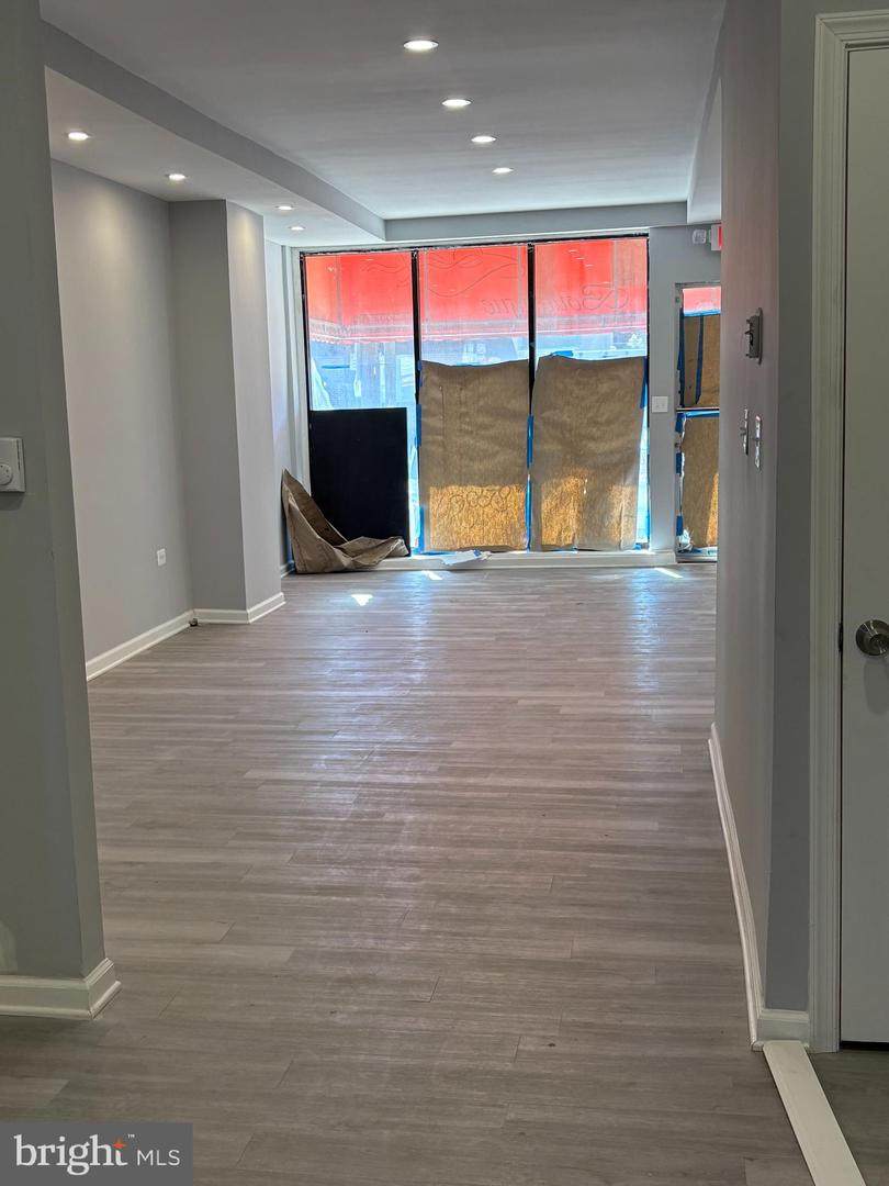 https://bt-photos.global.ssl.fastly.net/brightmls/orig_boomver_1_803628657674-2.jpg