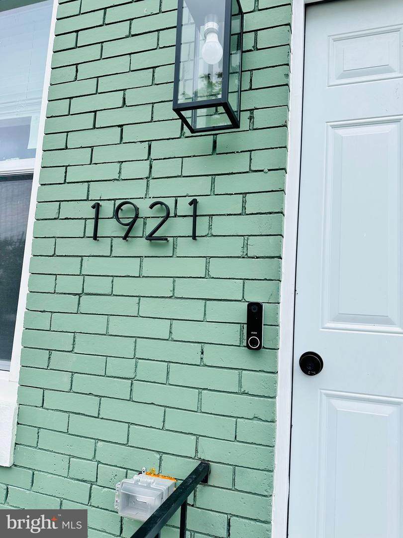 1921 Herbert Street - Photo 1