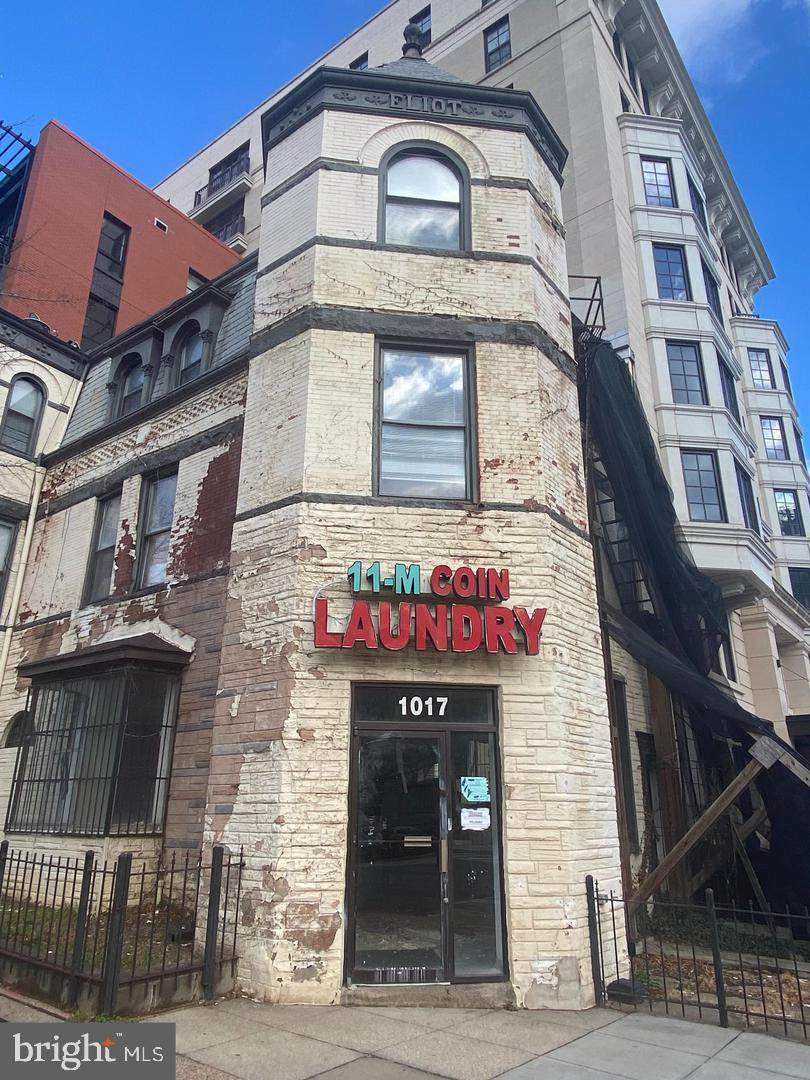 1017 M Street - Photo 1