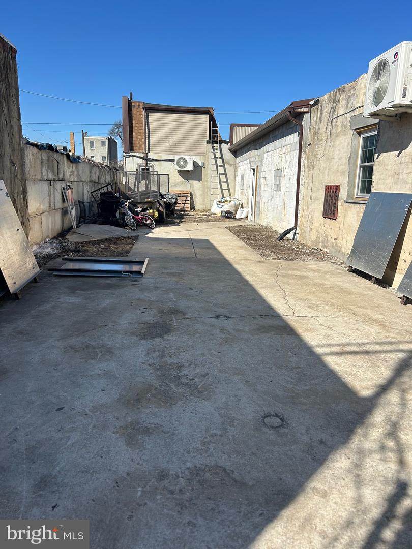 6216 Girard Avenue - Photo 1