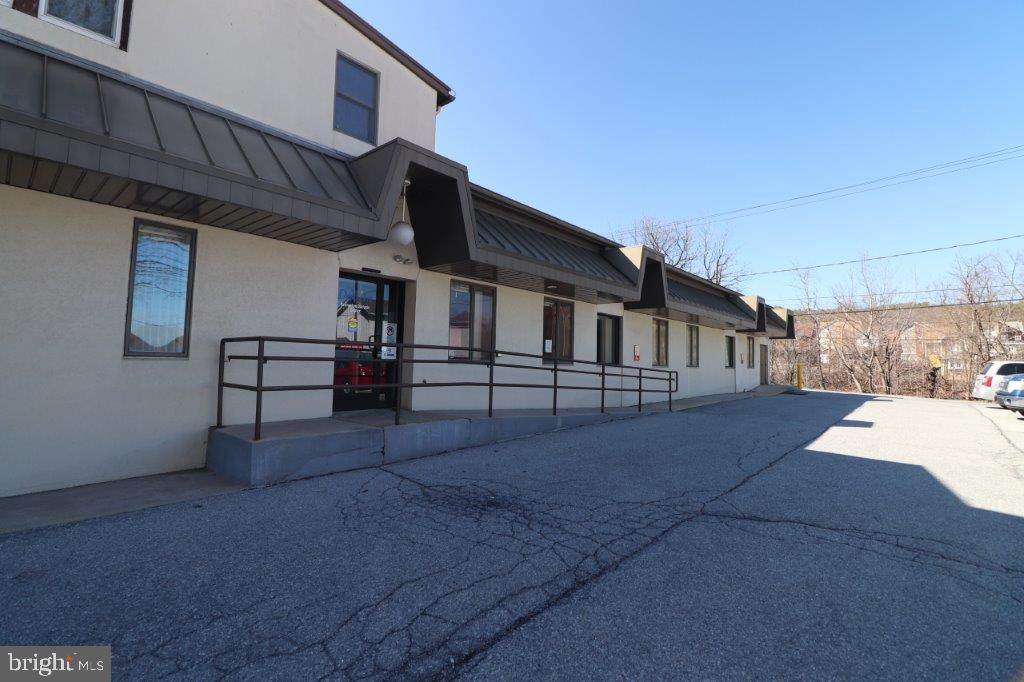 185 Delaware Avenue - Photo 1