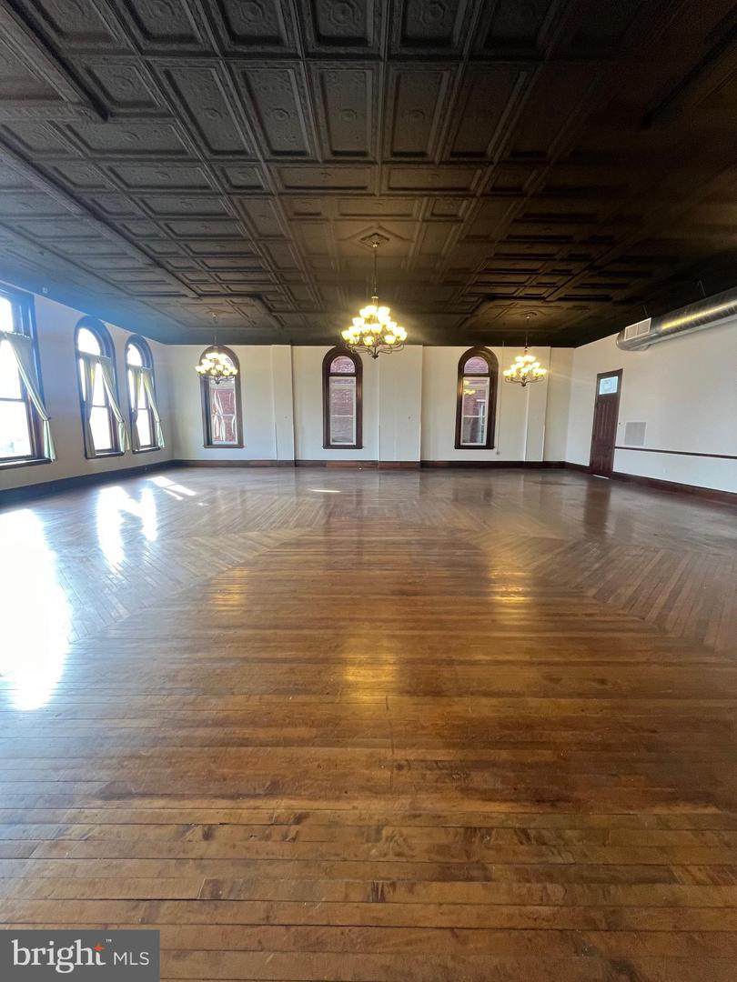 313 High Street - Photo 1