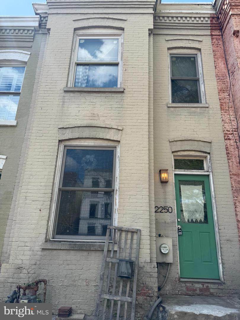2250 12TH Street - Photo 1