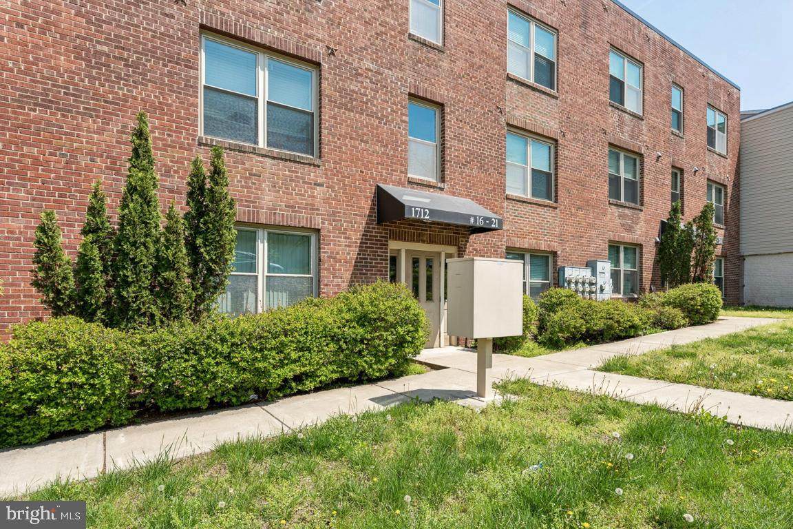 1712 W Street - Photo 1