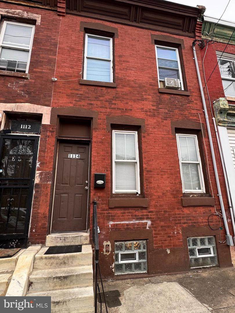 1114 Somerset Street - Photo 1