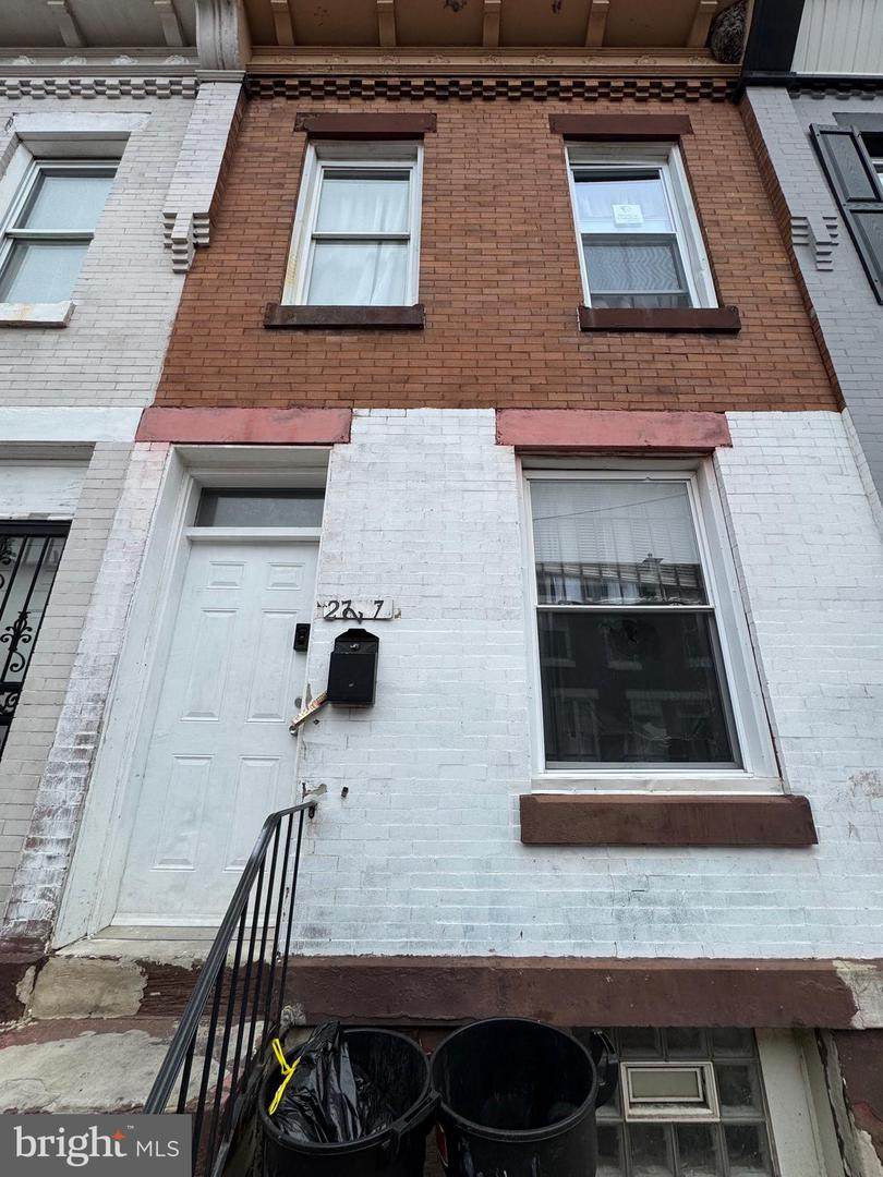 2727 Croskey Street - Photo 1