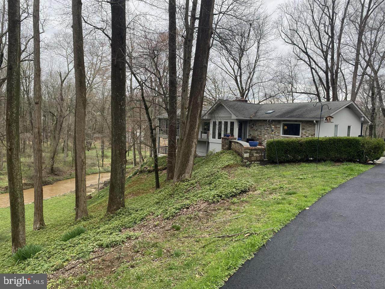 101 Marshall Bridge Road - Photo 1