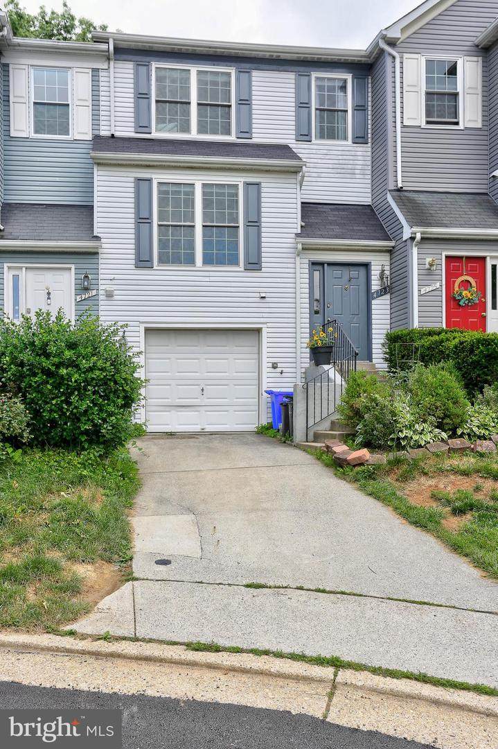 4723 Leyden Way - Photo 1