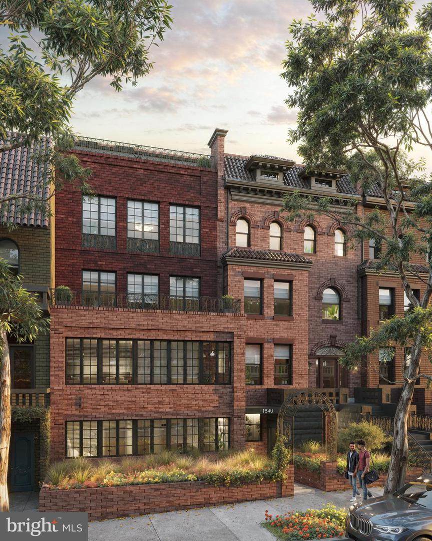 1840 Kalorama Road - Photo 1