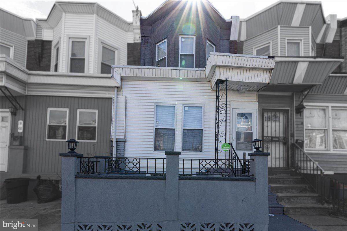 1646 54TH Street - Photo 1
