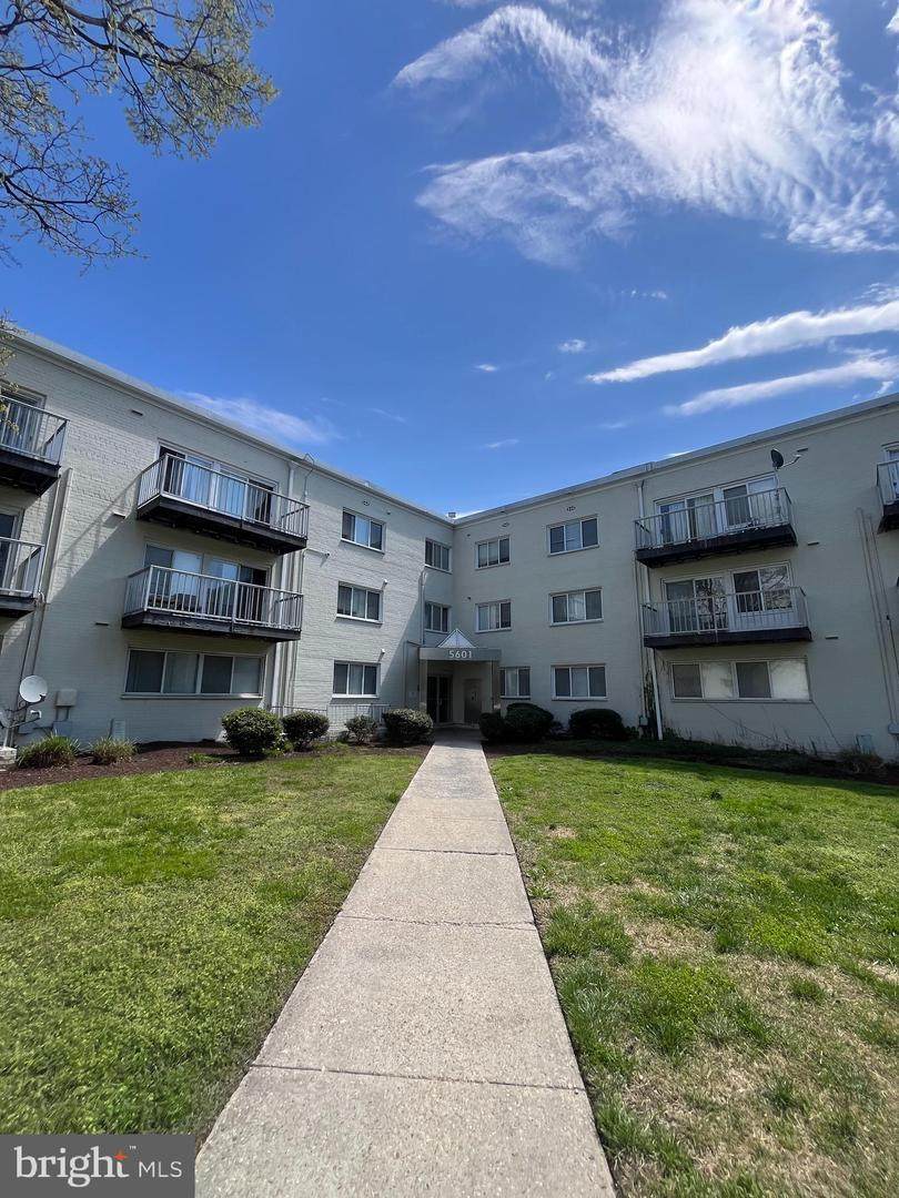 5601 Parker House Terrace - Photo 1