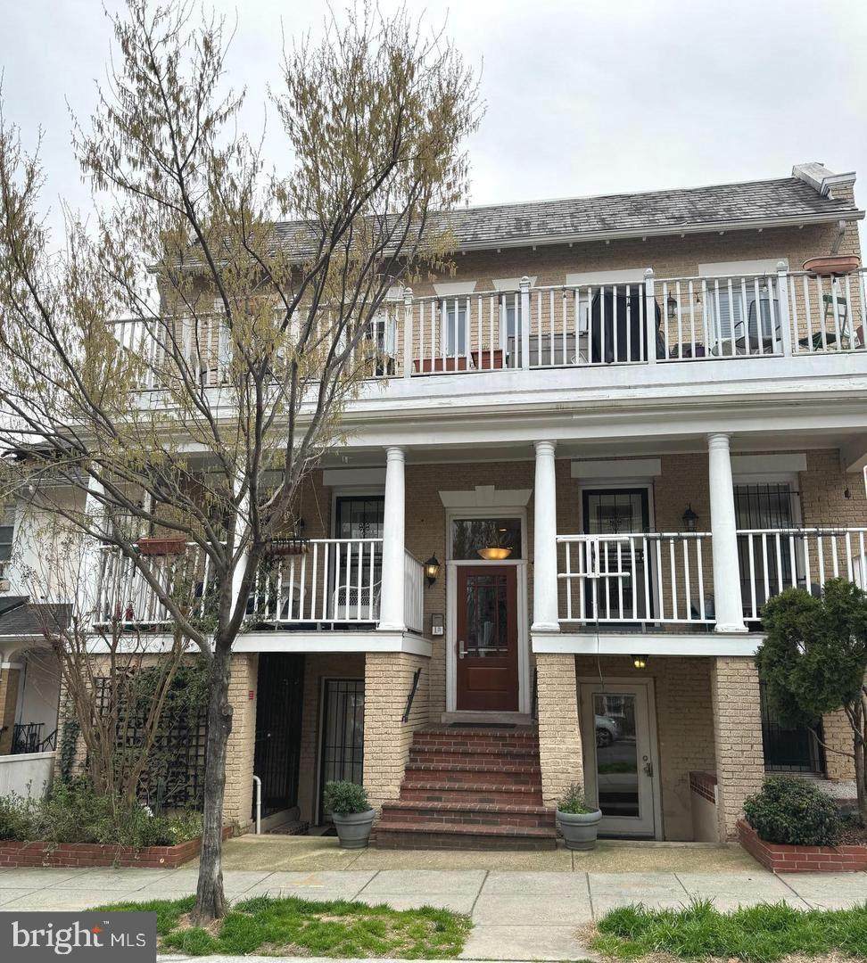 1030 Fairmont Street - Photo 1