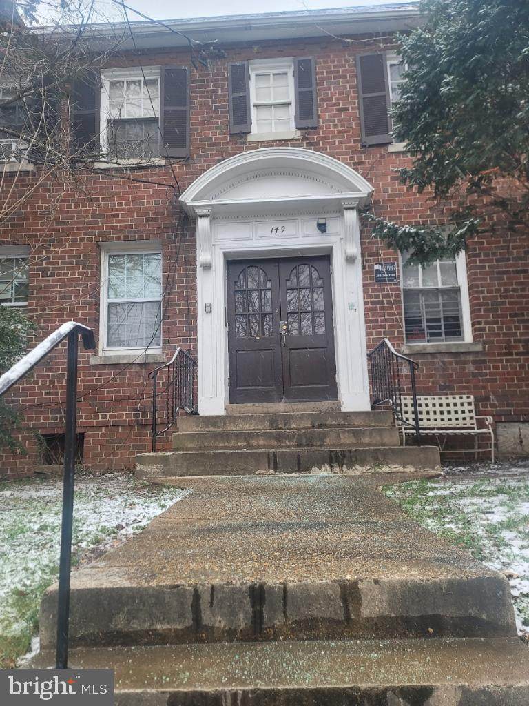 149 36TH Street - Photo 1
