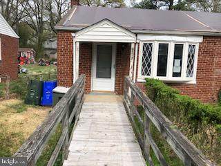 9717 Narragansett Parkway - Photo 1