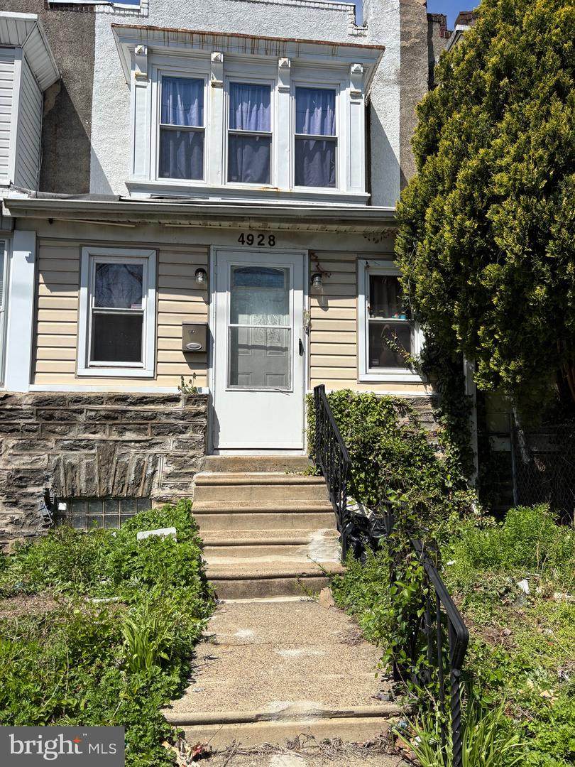 4928 16TH Street - Photo 1