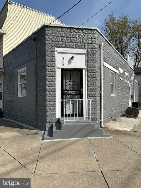 200 Jones Avenue - Photo 1