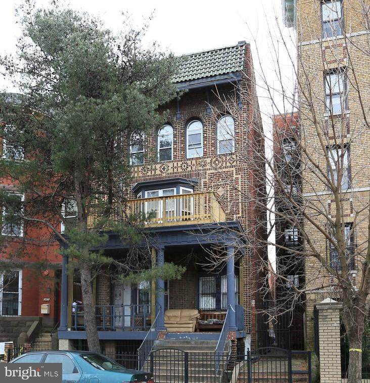 1424 Harvard Street - Photo 1