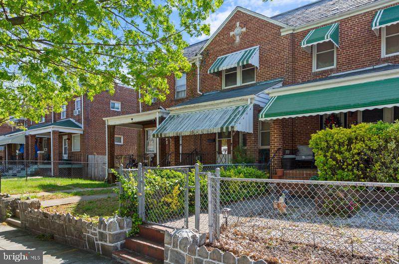 1650 Fort Davis Street - Photo 1