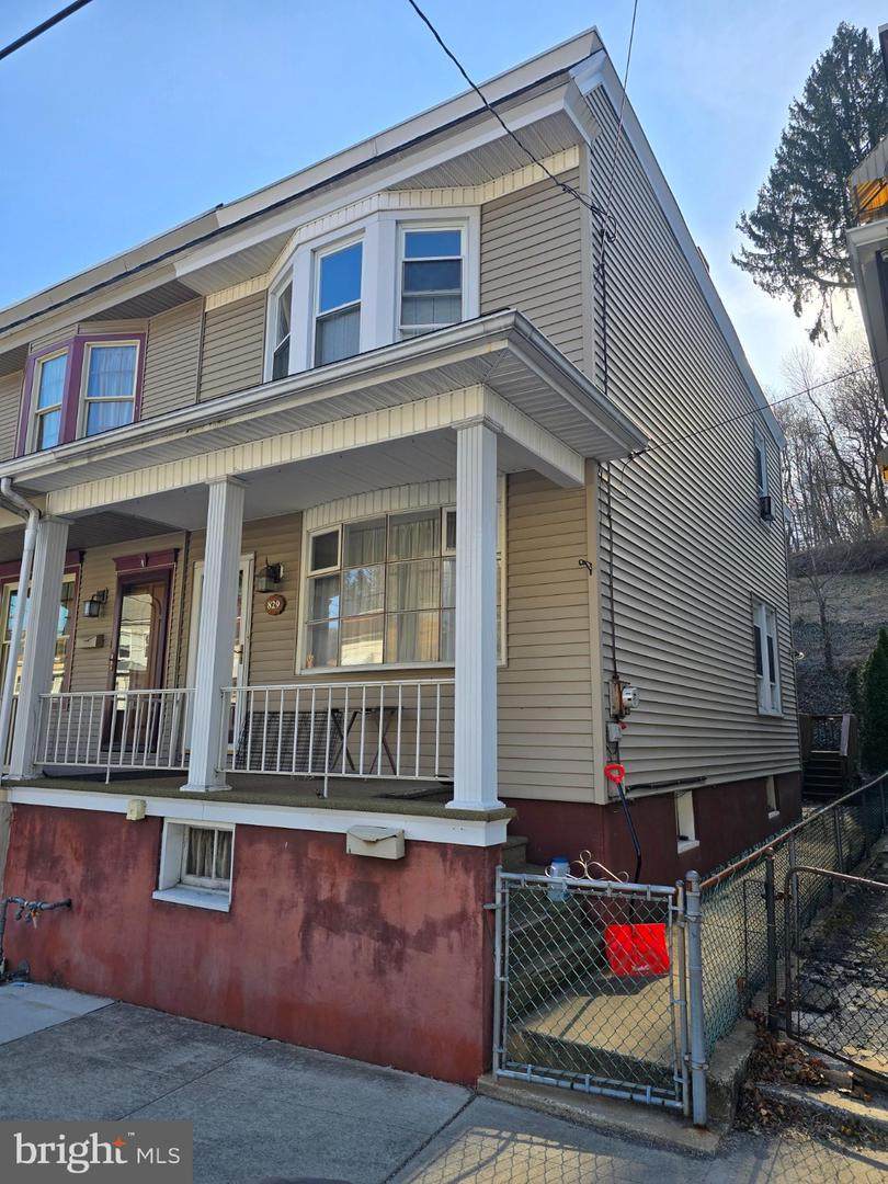 829 Water Street - Photo 1