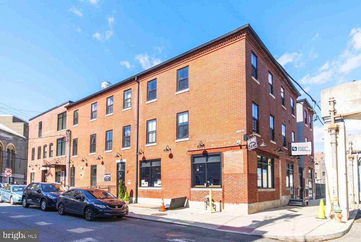 1100 N Front Street - Photo 1
