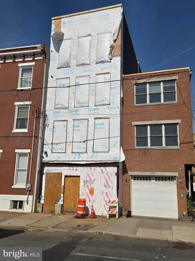 1406 Moyamensing Avenue - Photo 1