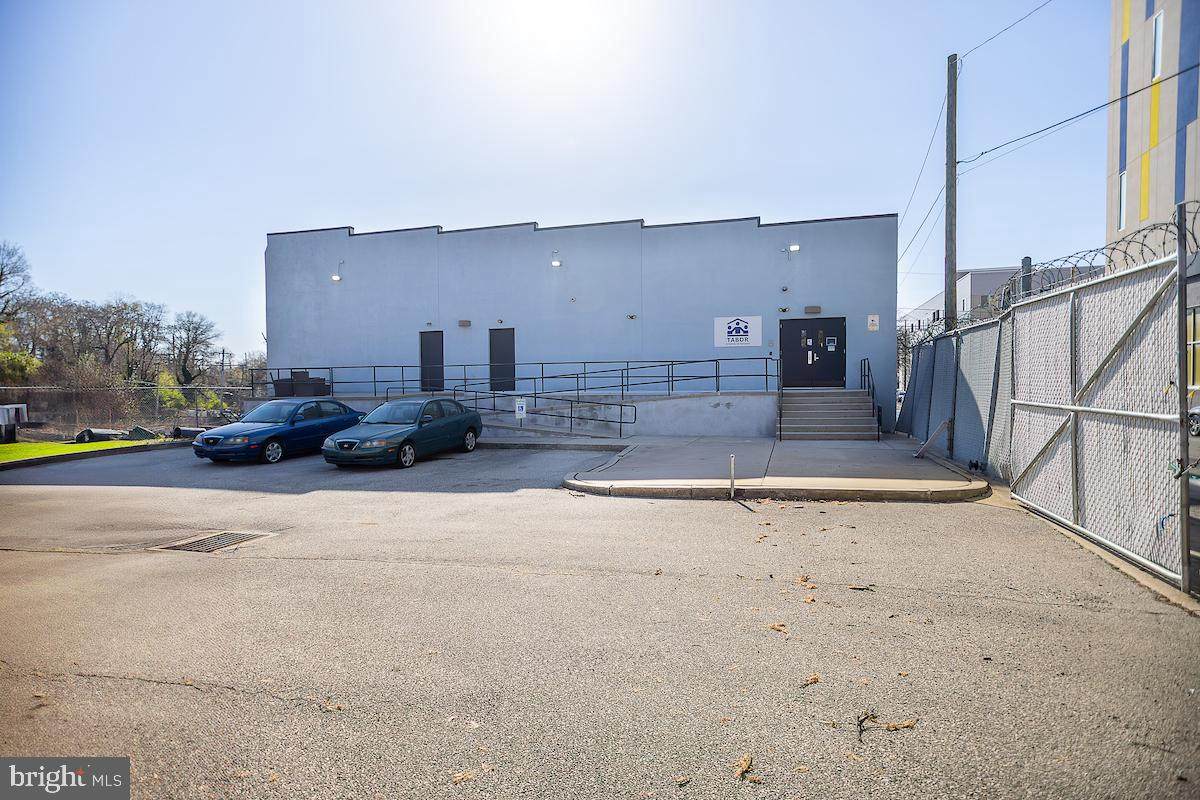 53-69 Armat Street - Photo 1