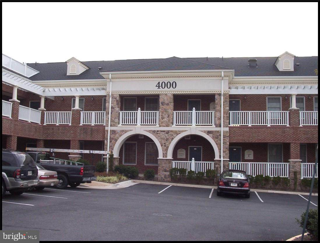 4000 Genesee Place - Photo 1