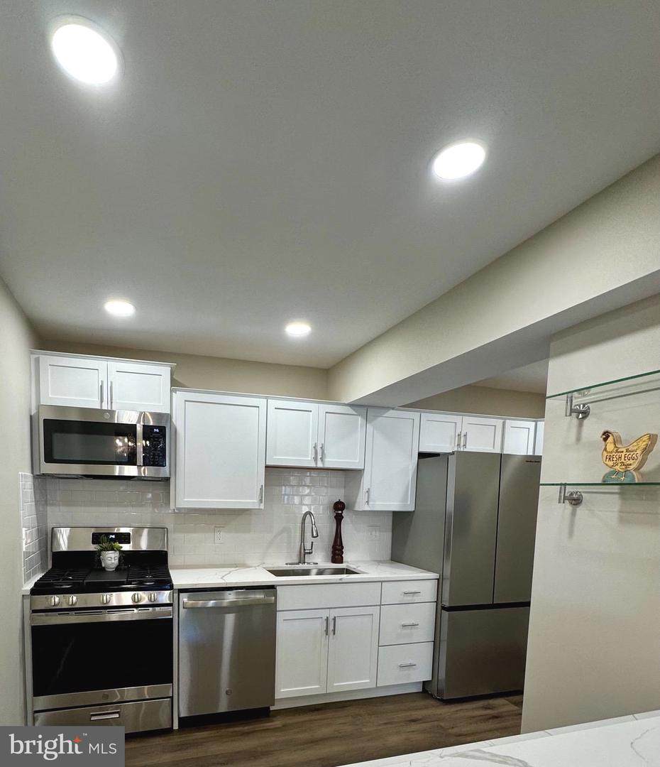 511 Armistead Street - Photo 1