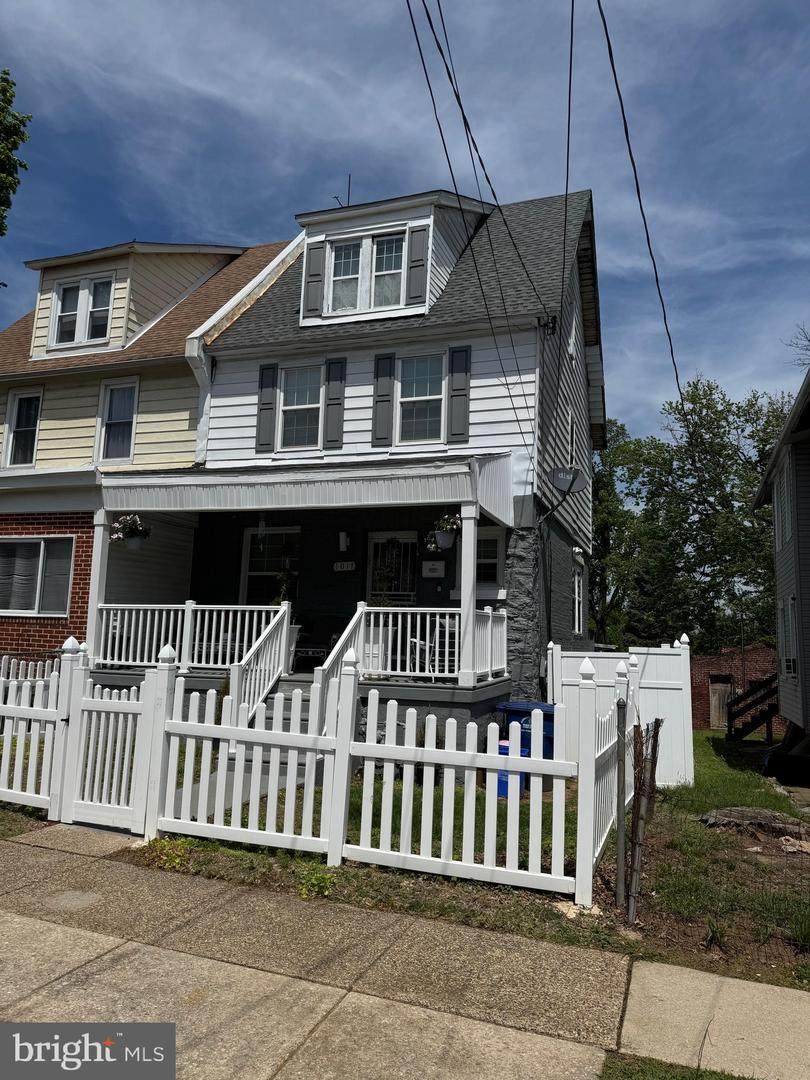 1017 Lawrence Avenue - Photo 1