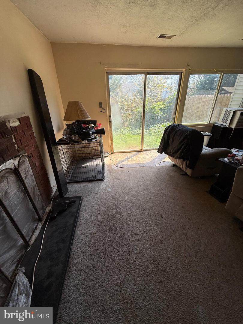 https://bt-photos.global.ssl.fastly.net/brightmls/orig_boomver_1_803813248390-2.jpg