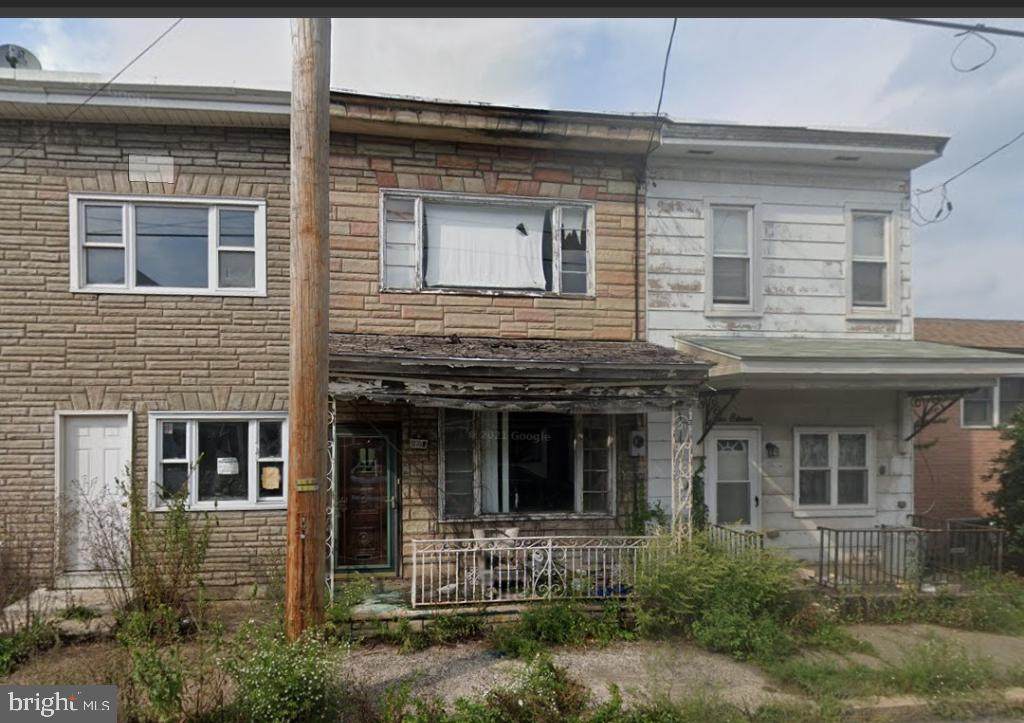 209 Lloyd Street - Photo 1