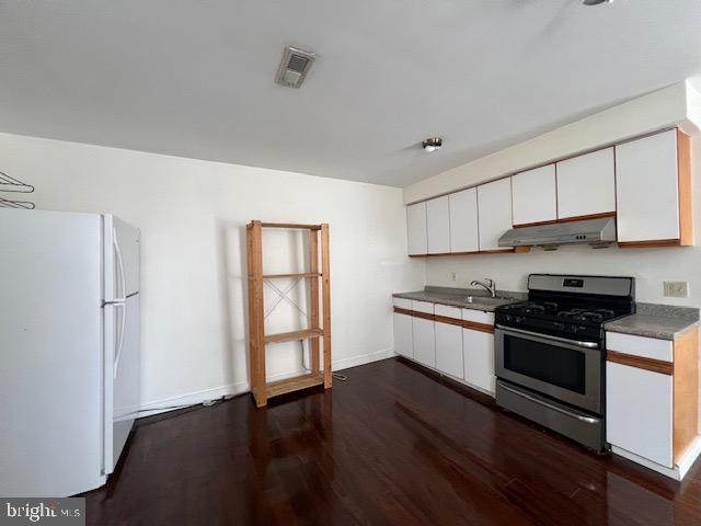 222 9TH Street - Photo 1