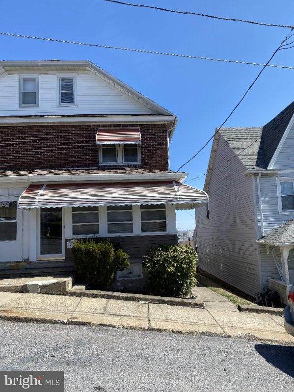 533 Hemlock Street - Photo 1