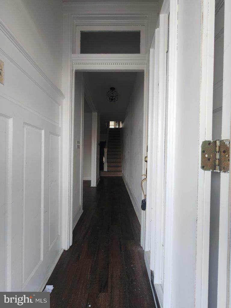 https://bt-photos.global.ssl.fastly.net/brightmls/orig_boomver_1_803825608166-2.jpg