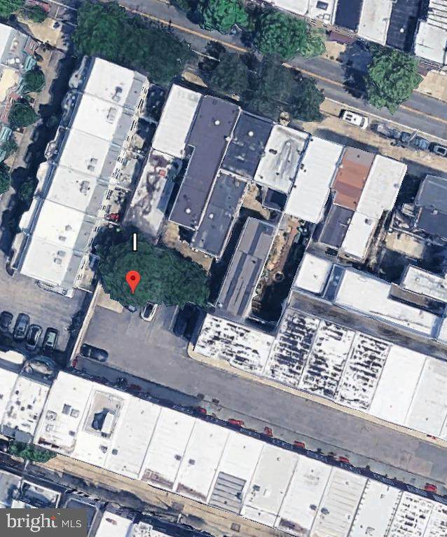 914 5TH Street - Photo 1