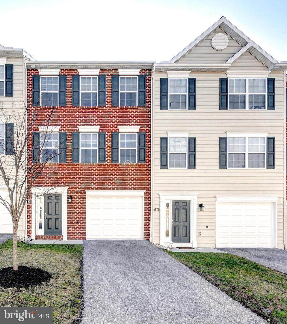 7 Mustang Drive - Photo 1