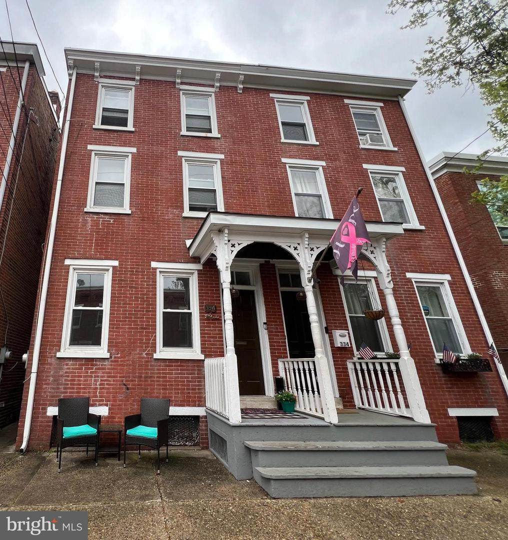 336 Barclay Street - Photo 1