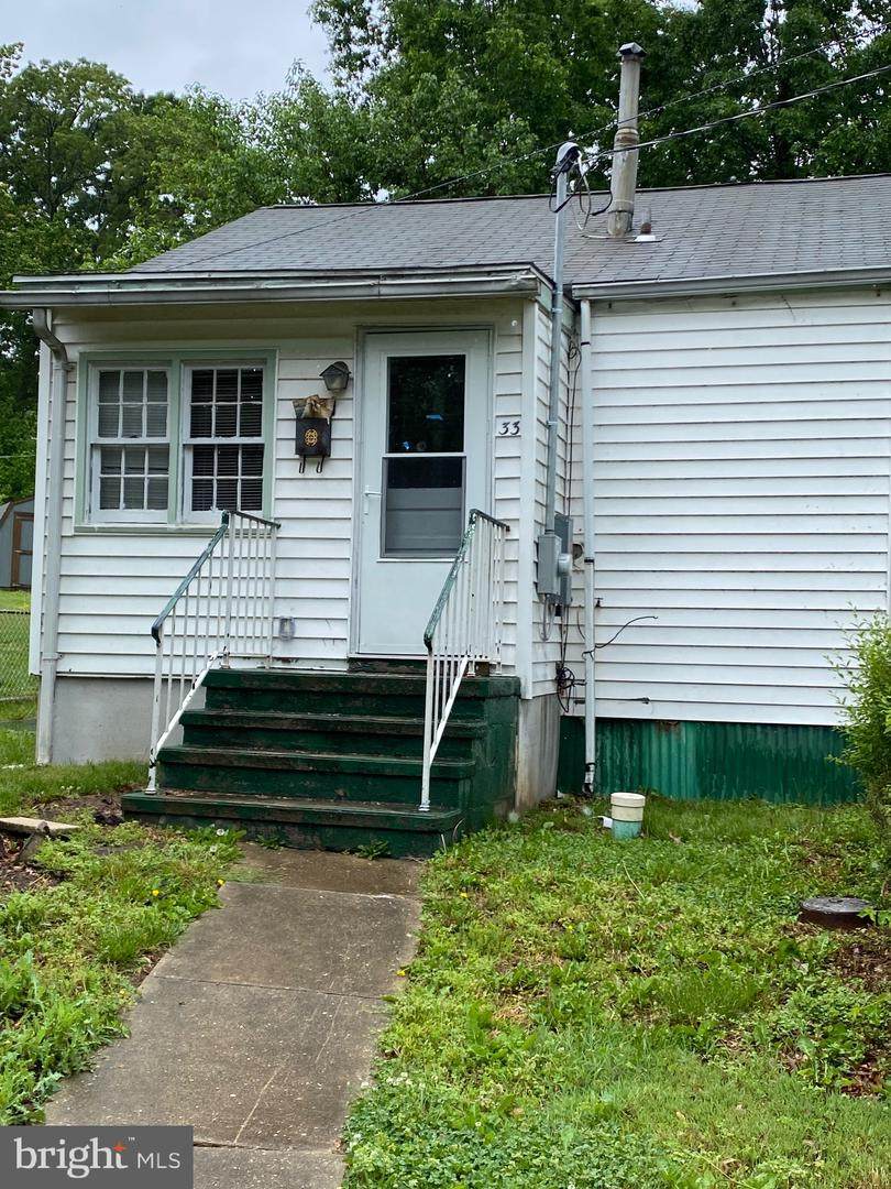 33 Delta Place - Photo 1