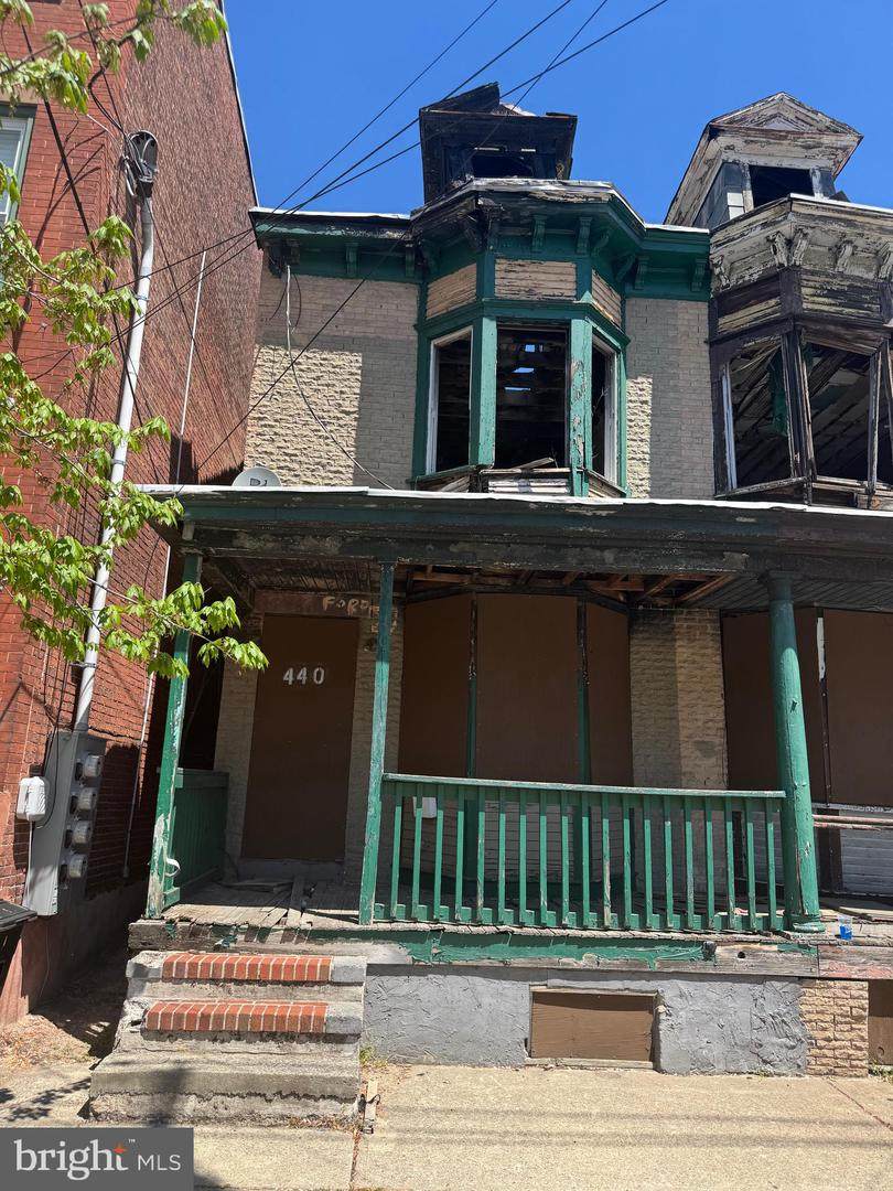 440 Hanover Street - Photo 1