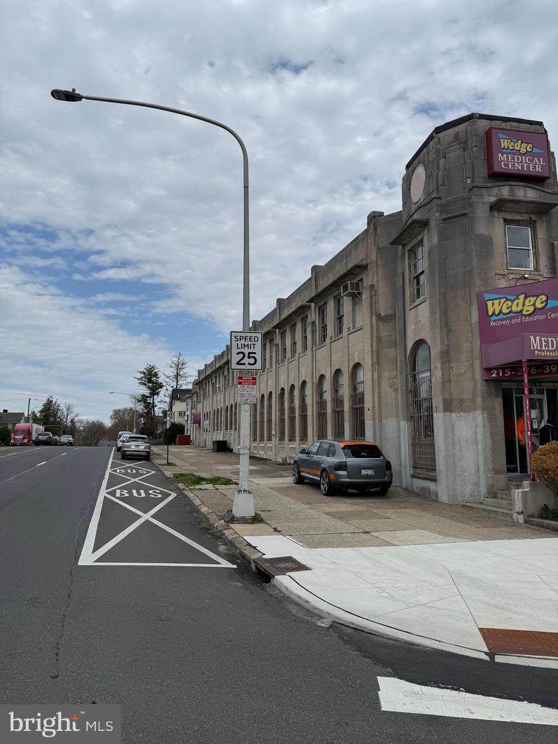 6701-19 Broad Street - Photo 1