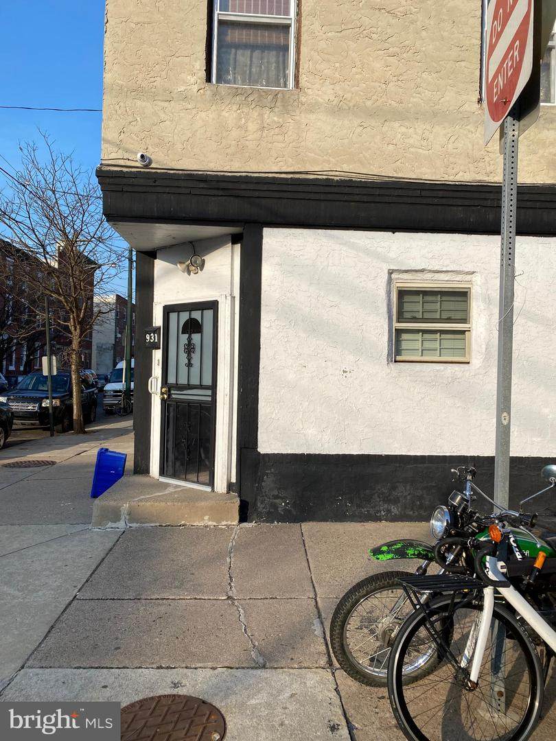 931 12TH Street - Photo 1
