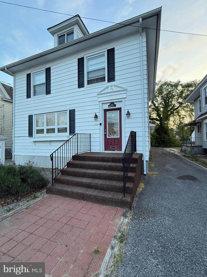 706 High Street - Photo 1