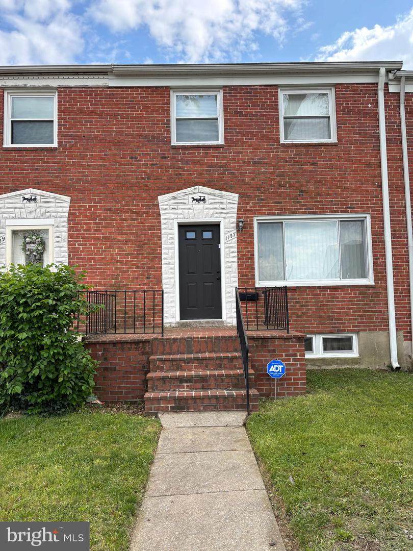 1157 Sherwood Avenue - Photo 1