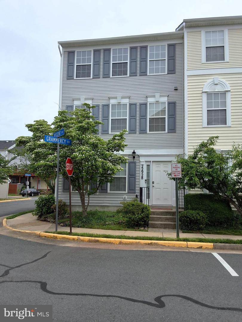 22928 Regent Terrace - Photo 1